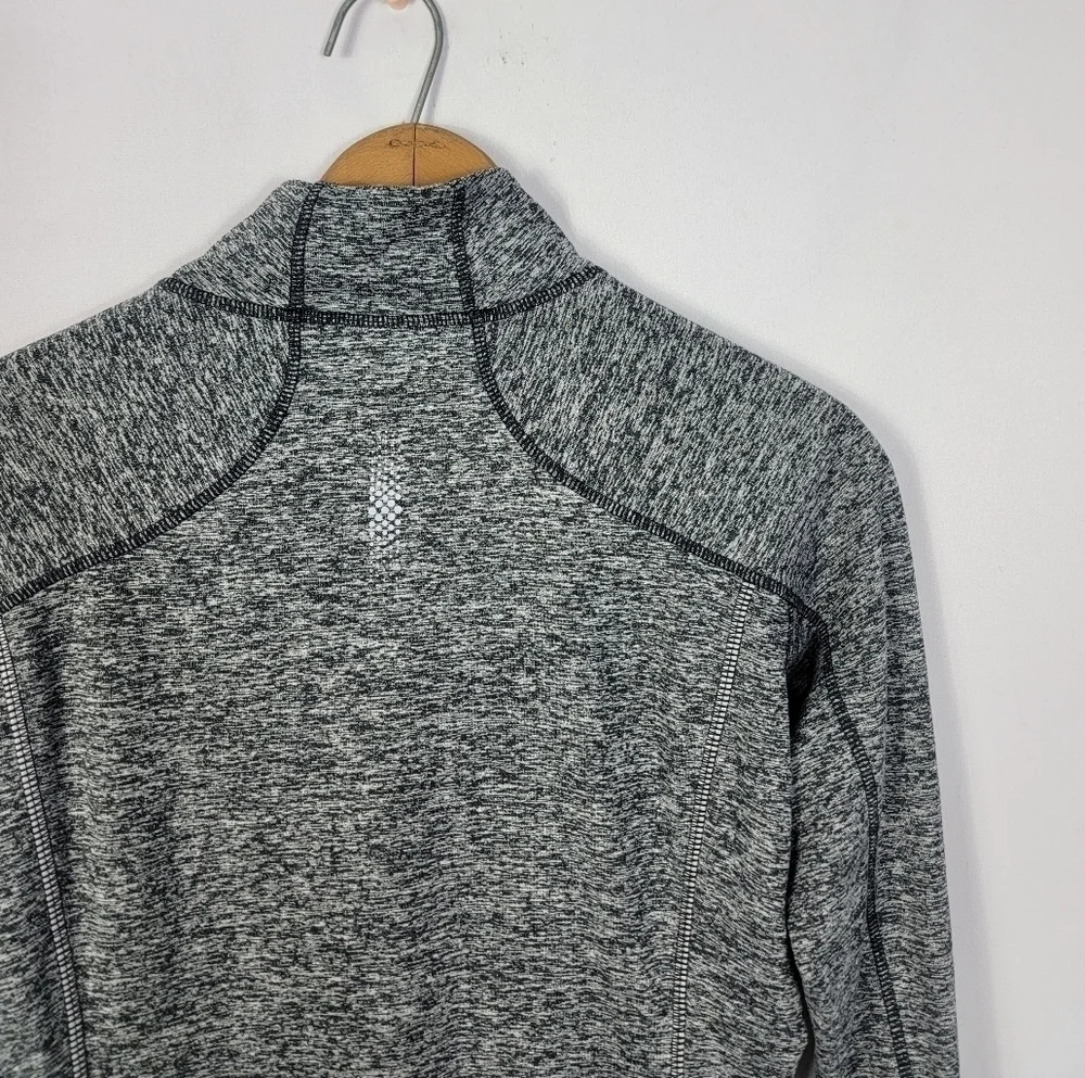 Athleta size Small Women's Pullover